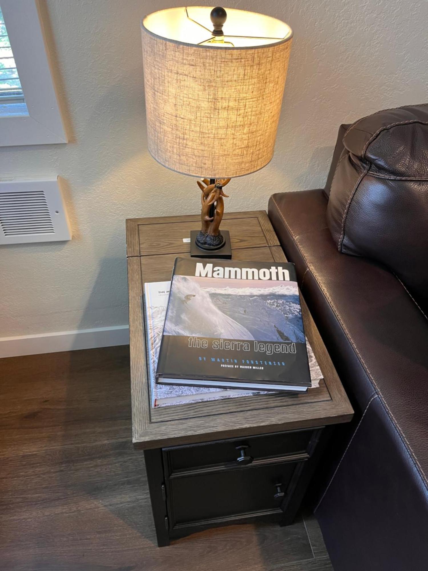 Tastefully Remodeled At Mammoth & Racquet Club, Hot Tub, Garage, 10 Min Walk To Lifts Appartement