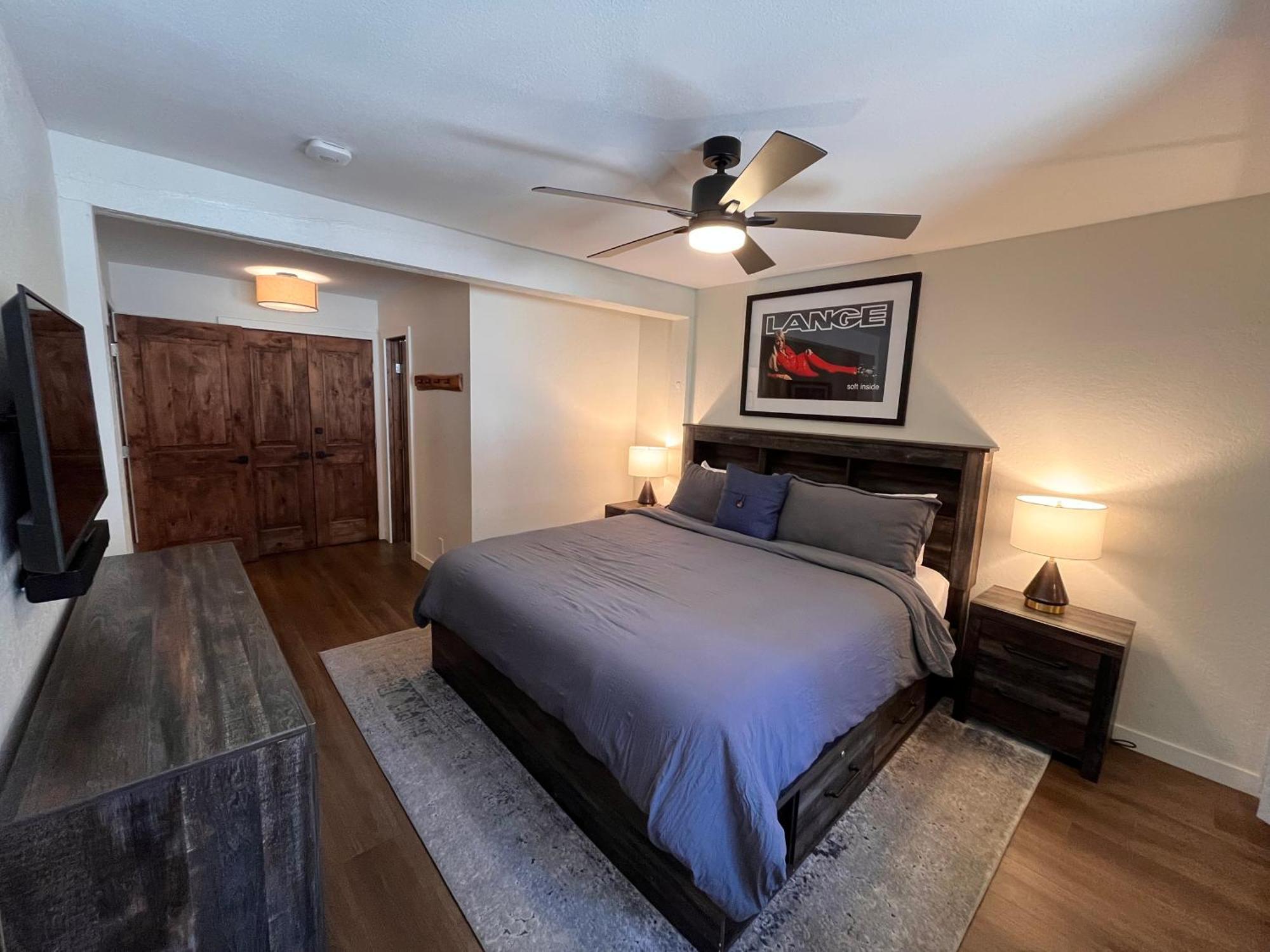 Appartement Tastefully Remodeled At Mammoth & Racquet Club, Hot Tub, Garage, 10 Min Walk To Lifts Mammoth Lakes