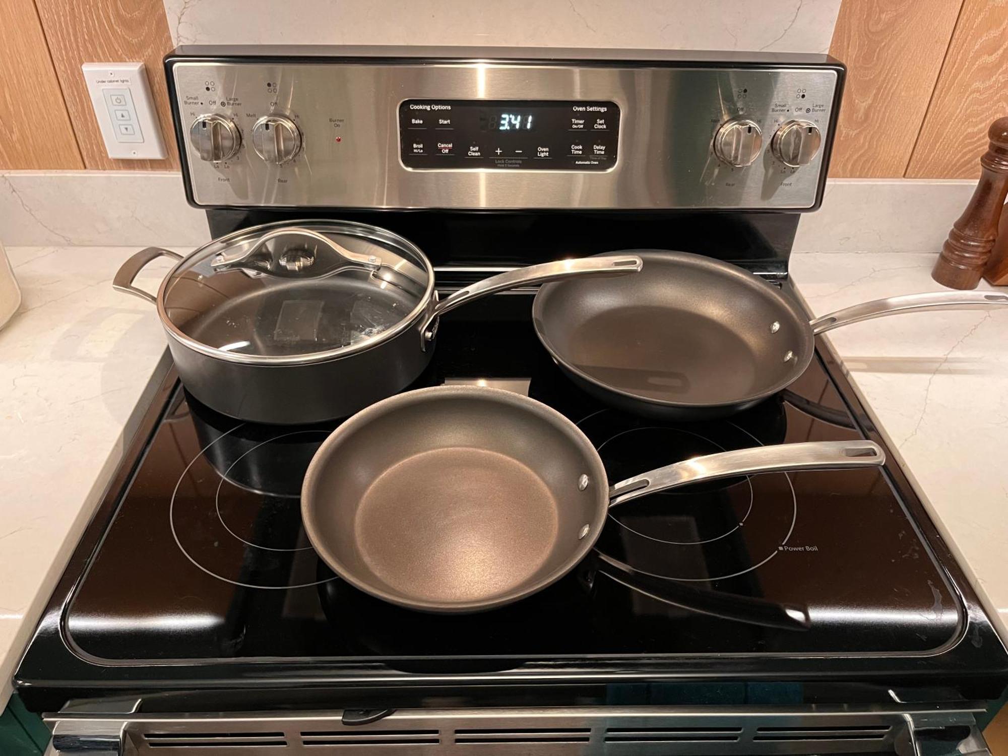 Tastefully Remodeled At Mammoth & Racquet Club, Hot Tub, Garage, 10 Min Walk To Lifts